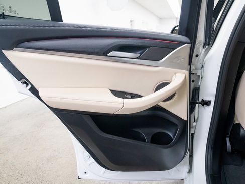 Used 2024 BMW X3 M40i w/ Premium Package image 21