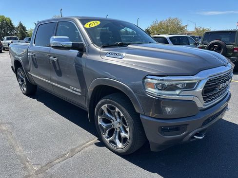 Used 2019 RAM 1500 Limited AWD/4WD image 2