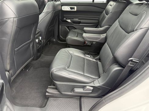 Used 2021 Ford Explorer ST w/ Equipment Group 401A image 23