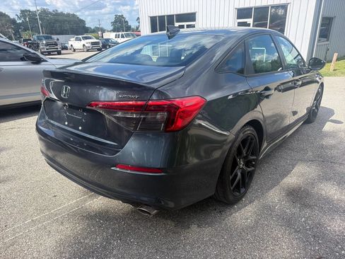 Used 2024 Honda Civic Sport image 7