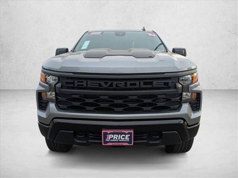 Used 2024 Chevrolet Silverado 1500 Custom Trail Boss w/ Turbomax Blackout Package image 2
