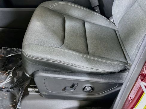 Used 2021 RAM 1500 Big Horn AWD/4WD image 18