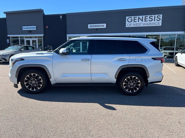 Used 2023 Toyota Sequoia Limited w/ Tow Technology Package AWD/4WD image 4