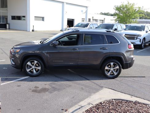 Used 2020 Jeep Cherokee Limited FWD image 7