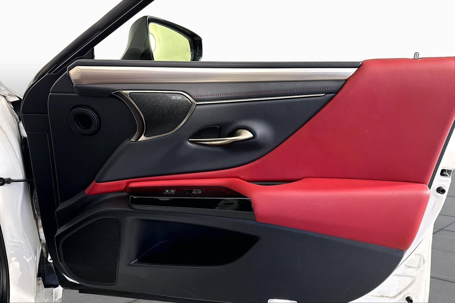 Used 2023 Lexus ES 350 F Sport w/ Accessory Package (Z2) FWD image 22