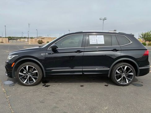 Used 2024 Volkswagen Tiguan SEL R-Line AWD/4WD image 3