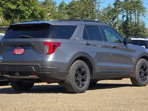Used 2022 Ford Explorer Timberline AWD/4WD image 4