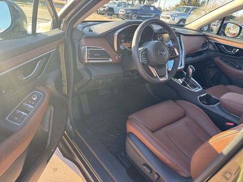 Used 2025 Subaru Outback Touring image 13