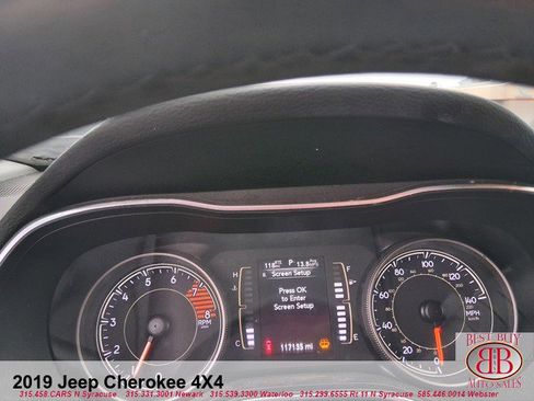 Used 2019 Jeep Cherokee Latitude image 4