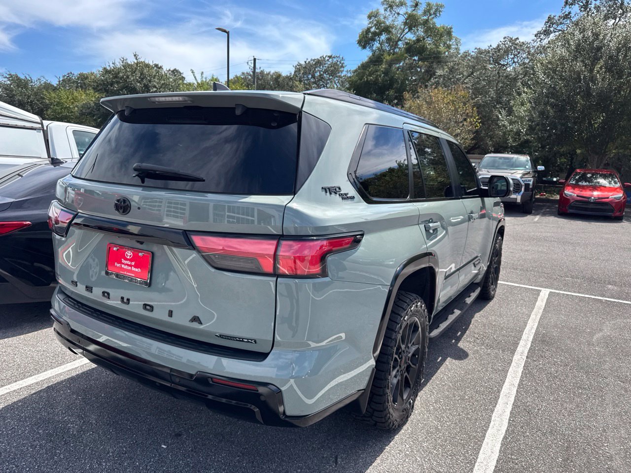 Used 2025 Toyota Sequoia Platinum w/ TRD Off-Road Package AWD/4WD image 9