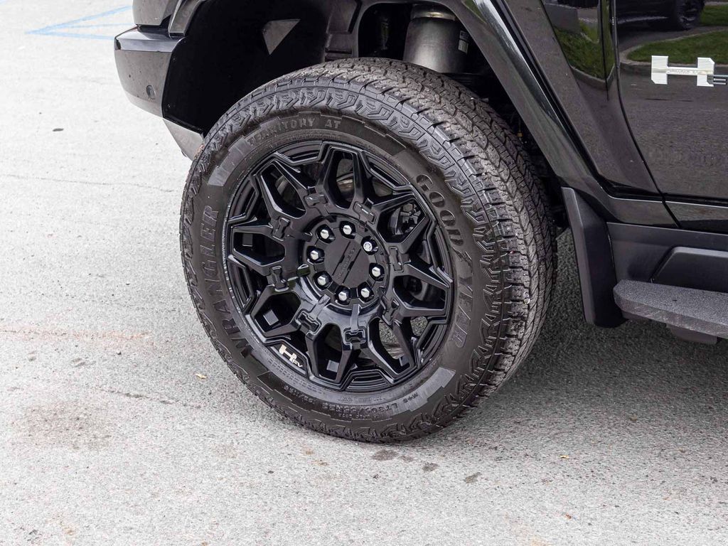Used 2026 GMC Hummer EV SUV AWD/4WD image 7