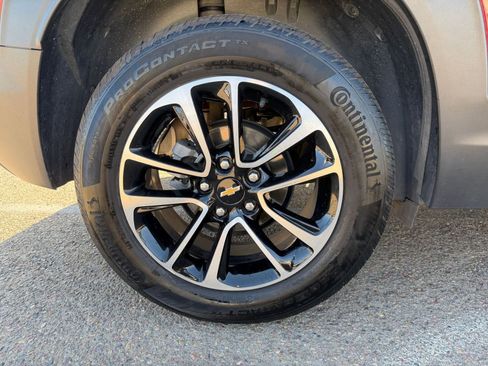 Used 2024 Chevrolet TrailBlazer LT w/ Driver Confidence Package image 28