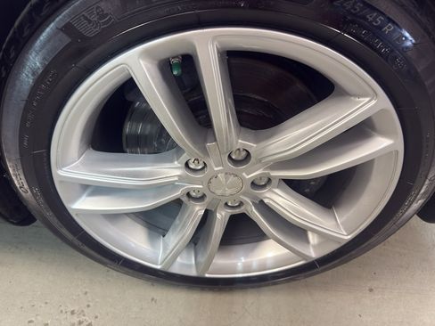 Used 2016 Tesla Model S 60D AWD/4WD image 29