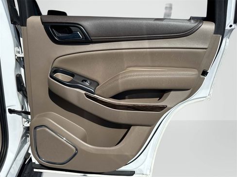 Certified 2017 GMC Yukon SLT image 20