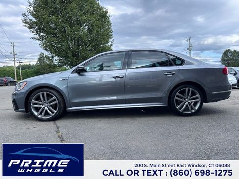 Used 2018 Volkswagen Passat 2.0T R-Line FWD image 4