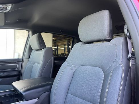 New 2026 RAM 1500 Big Horn AWD/4WD image 9