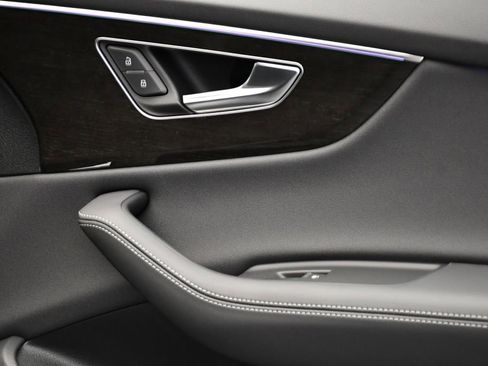 New 2026 Audi Q8 Premium Plus image 46