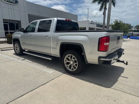 Used 2015 GMC Sierra 1500 SLT w/ SLT Crew Cab Value Package RWD image 3