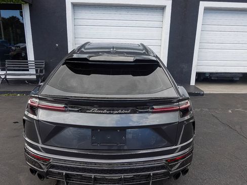 Used 2019 Lamborghini Urus image 17