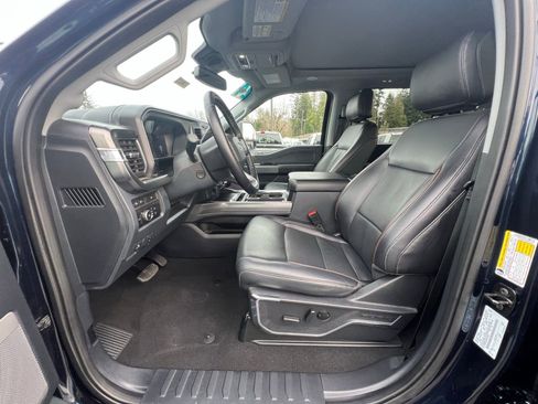 Used 2024 Ford F350 Lariat w/ Lariat Ultimate Package image 10