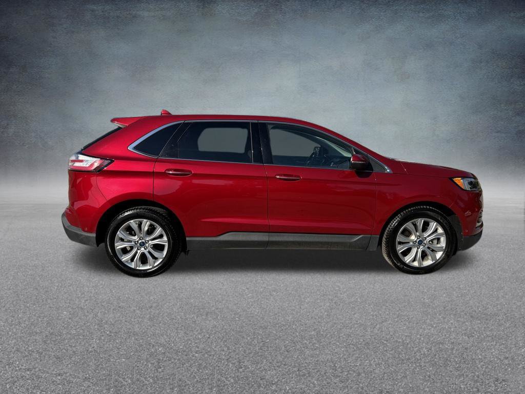 Used 2020 Ford Edge Titanium w/ Equipment Group 301A AWD/4WD image 7