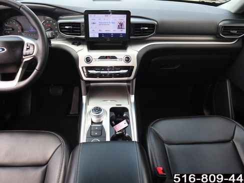 Used 2022 Ford Explorer XLT w/ Equipment Group 202A image 15