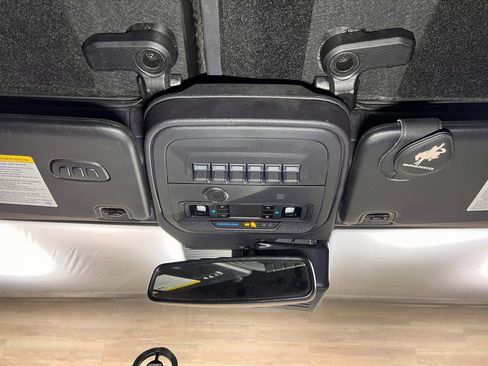 Used 2024 Ford Bronco Wildtrak AWD/4WD image 16