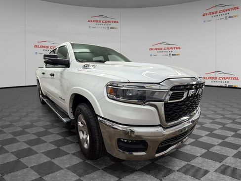 Used 2025 RAM 1500 Big Horn AWD/4WD image 1