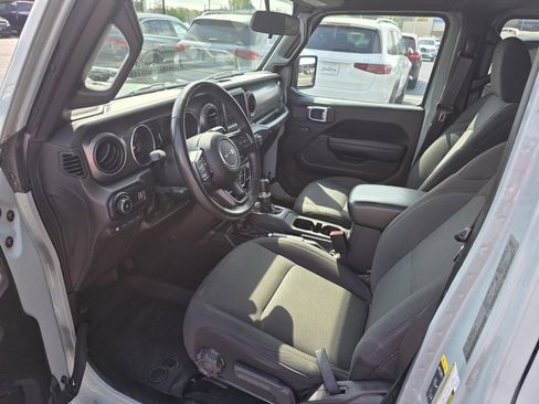 Used 2023 Jeep Wrangler Unlimited w/ Cold Weather Group image 25