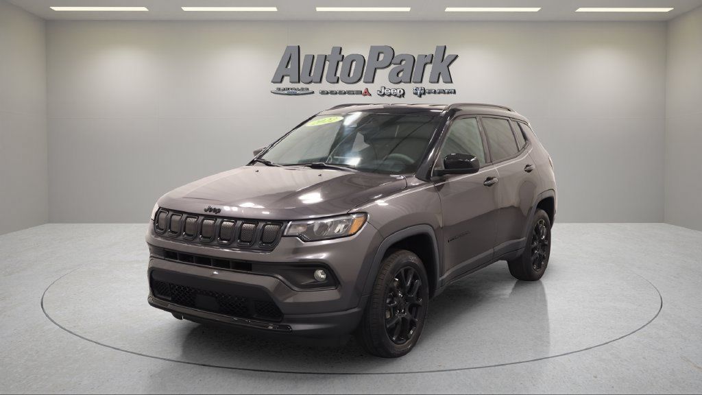 Certified 2022 Jeep Compass Latitude AWD/4WD image 4