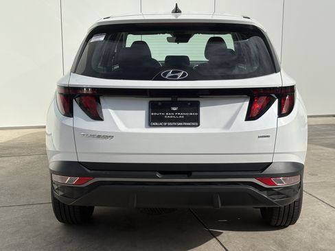 Used 2022 Hyundai Tucson SE w/ Cargo Package image 8