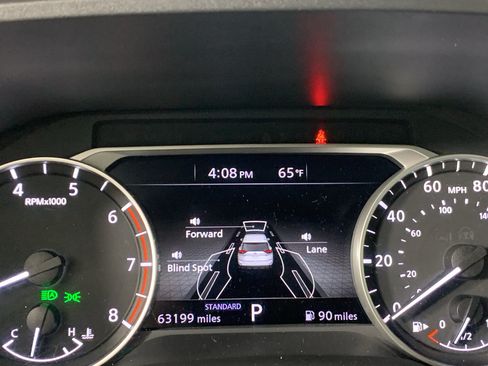 Used 2024 Nissan Rogue S FWD image 22