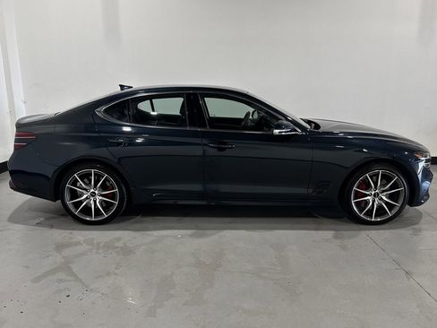 Used 2025 Genesis G70 2.5T RWD image 19