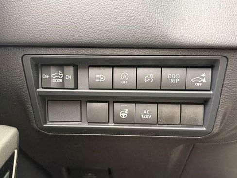 New 2026 Toyota Tundra Limited AWD/4WD image 22