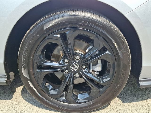 Certified 2025 Honda Accord SE image 8