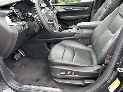 Used 2020 Cadillac XT5 Sportv w/ LPO, Floor Liner Package AWD/4WD image 21