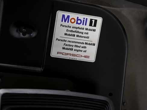 Used 2010 Porsche 911 Carrera S RWD image 43