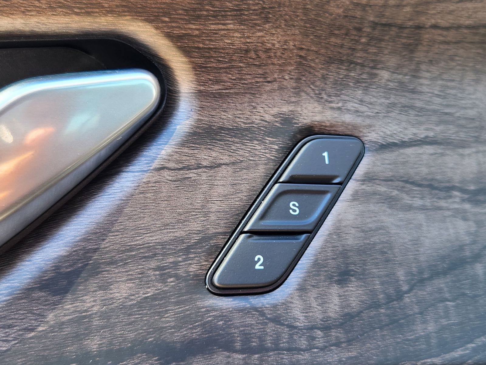 New 2026 Jeep Grand Cherokee Limited AWD/4WD image 33