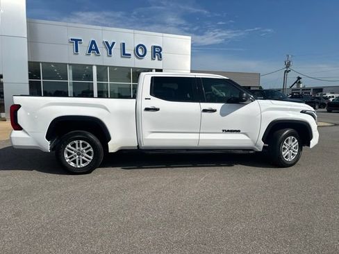 Used 2023 Toyota Tundra SR5 AWD/4WD image 19