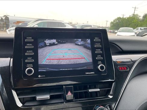 Used 2022 Toyota Camry LE FWD image 26