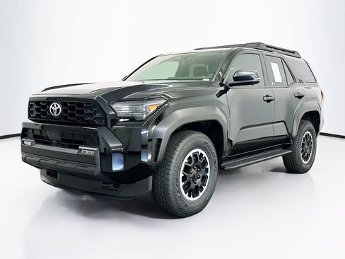 Used 2026 Toyota 4Runner TRD Off-Road Premium AWD/4WD image 3