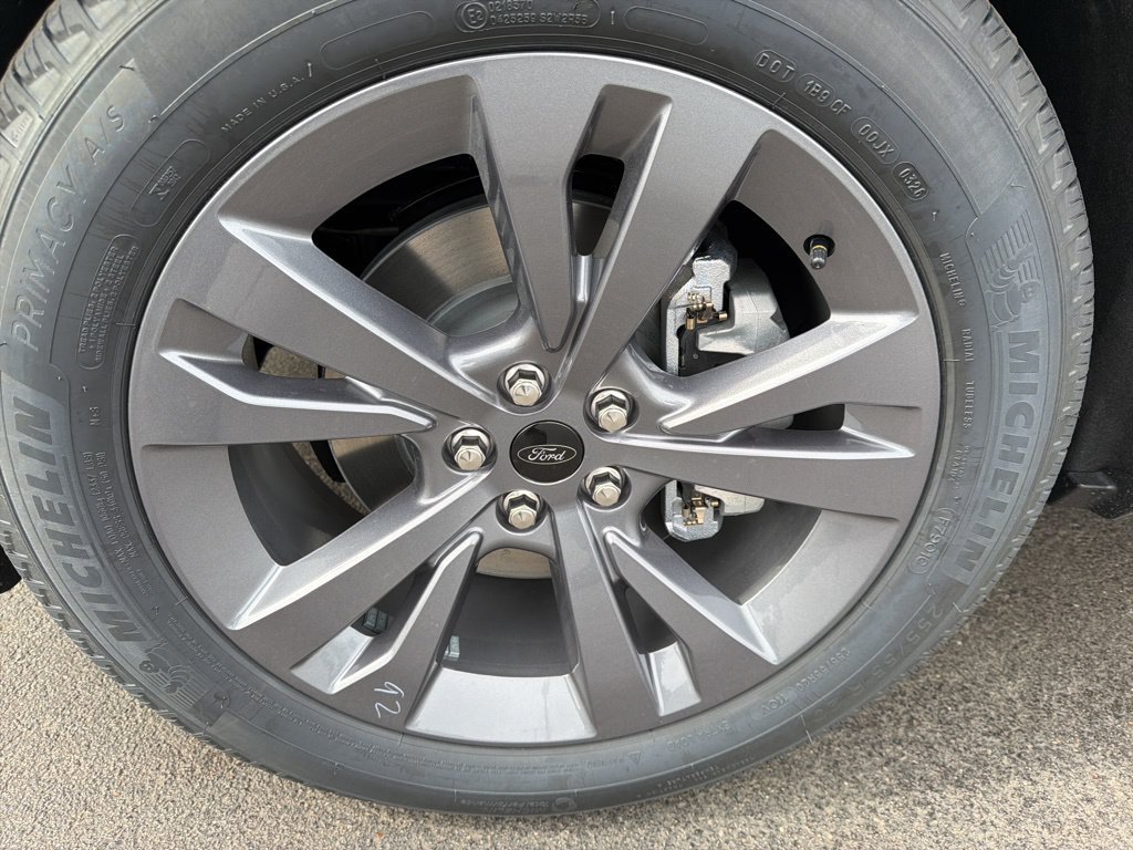 New 2026 Ford Explorer Active w/ Active Comfort Package AWD/4WD image 9