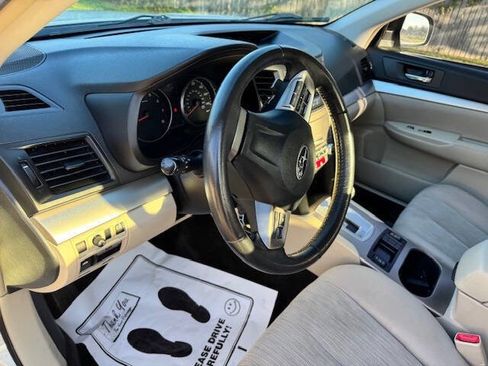 Used 2013 Subaru Legacy 2.5i Premium image 36