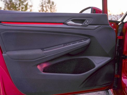 Used 2022 Volkswagen GTI S image 10