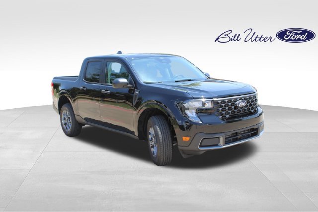 New 2026 Ford Maverick XLT FWD image 2
