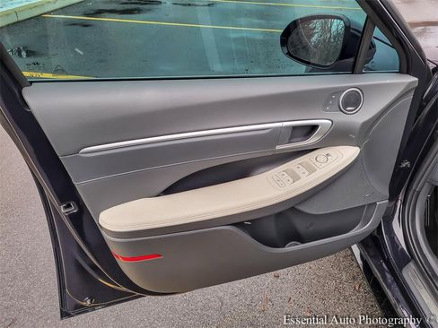 Used 2024 Hyundai Sonata Limited image 28