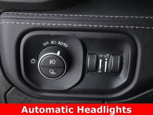 Used 2022 RAM 1500 Limited AWD/4WD image 21