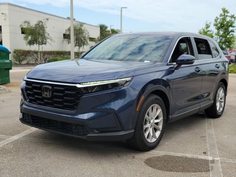 Used 2024 Honda CR-V EX-L image 3