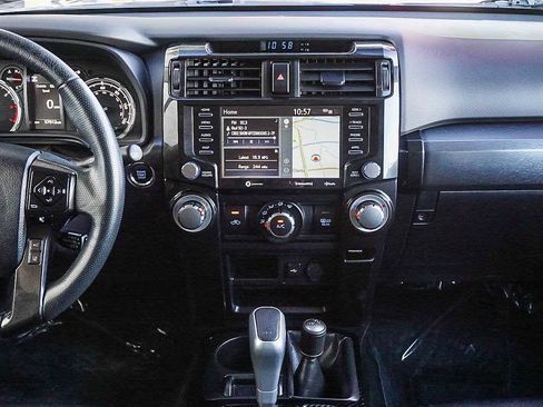 Used 2022 Toyota 4Runner TRD Off-Road Premium image 14