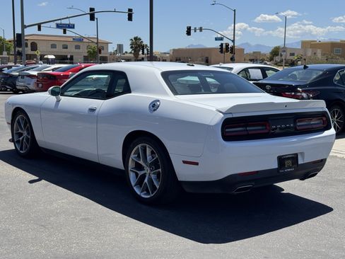 Used 2022 Dodge Challenger GT RWD image 4